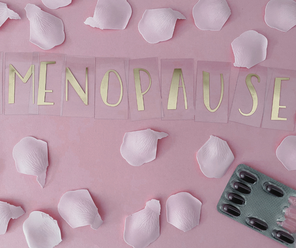 年齢とともに気になるデリケートゾーンの不調｜大人女性のためのフェムケア完全ガイド